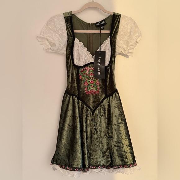 Dolls kill BAVARIAN MAIDEN COSTUME SET with headpiece and choker Octoberfest - Picture 2 of 5